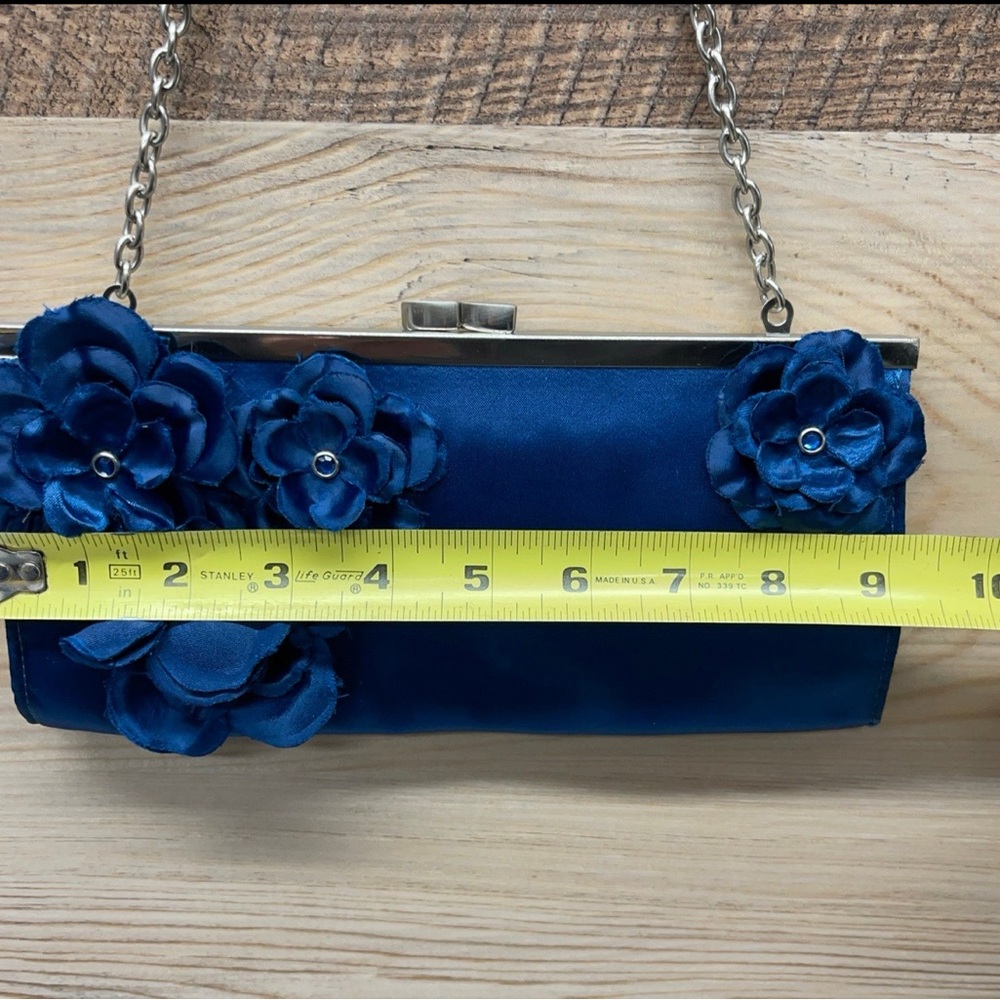 AMERICAN EAGLE OUTFITTERS - Blue CLUTCH PURSE Handbag Satin Flower Accent AEO - Picture 6 of 8